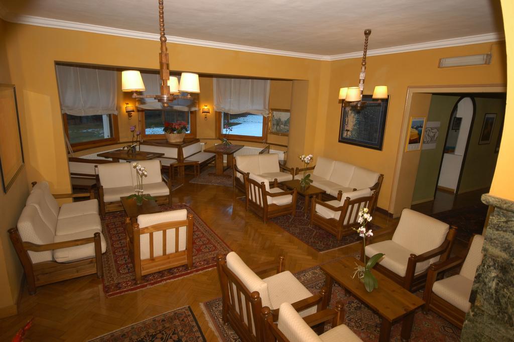Hotel Des Geneys 바르도네키아 외부 사진